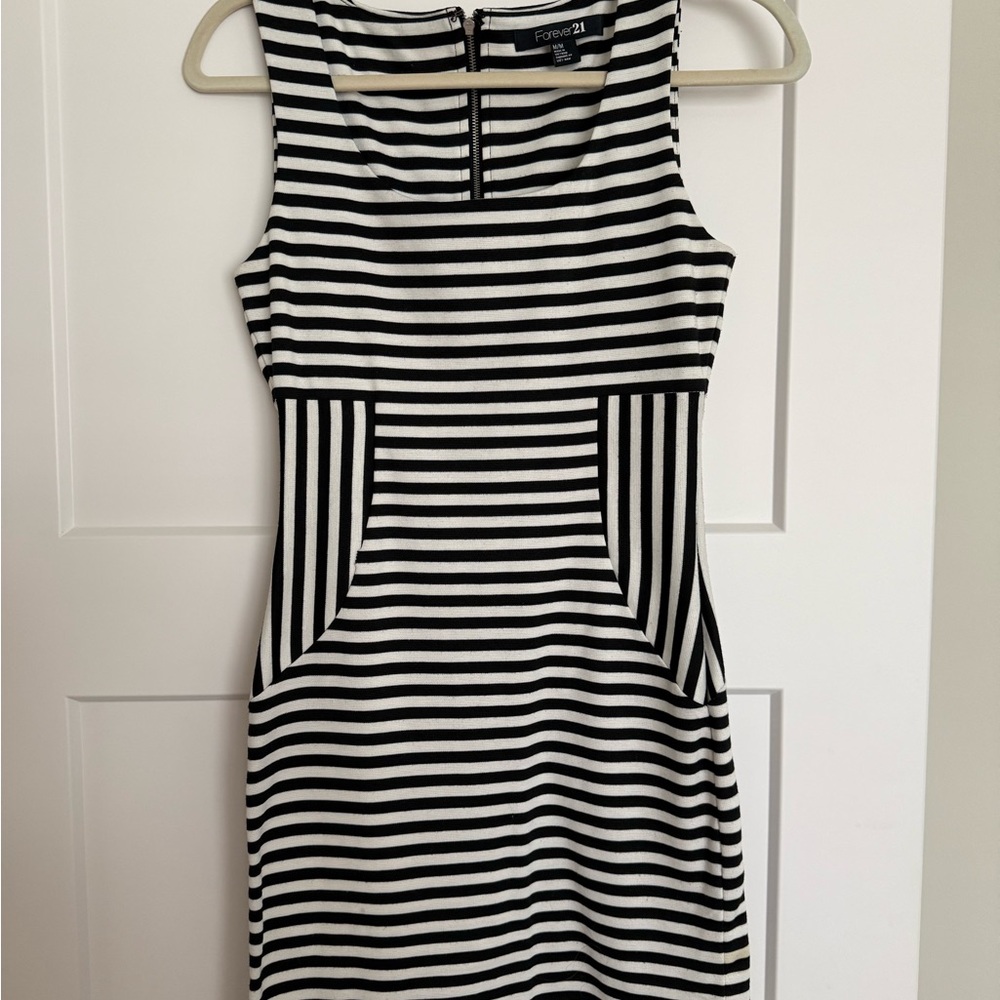 Forever 21 Black & White Striped Sleeveless Mini Dress